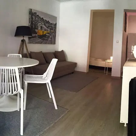 New Luxury - Center Apartment